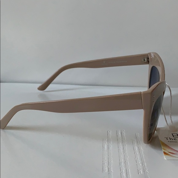 🆕 🆑 SUNGLASSES - Picture 2 of 7